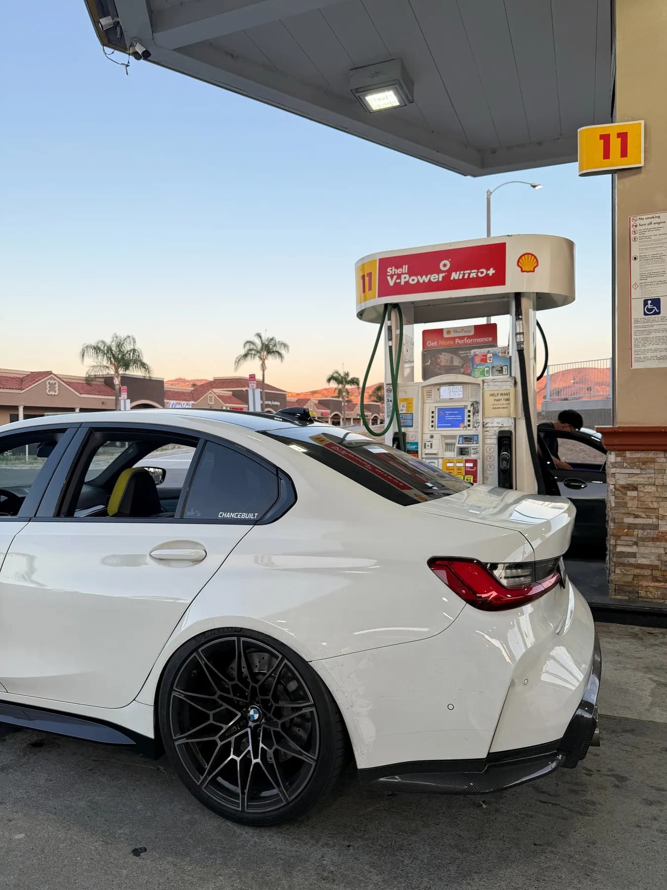 G80 M3 Fuel Stop
